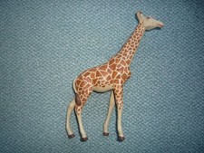 64 alte Tiere & Figuren aus